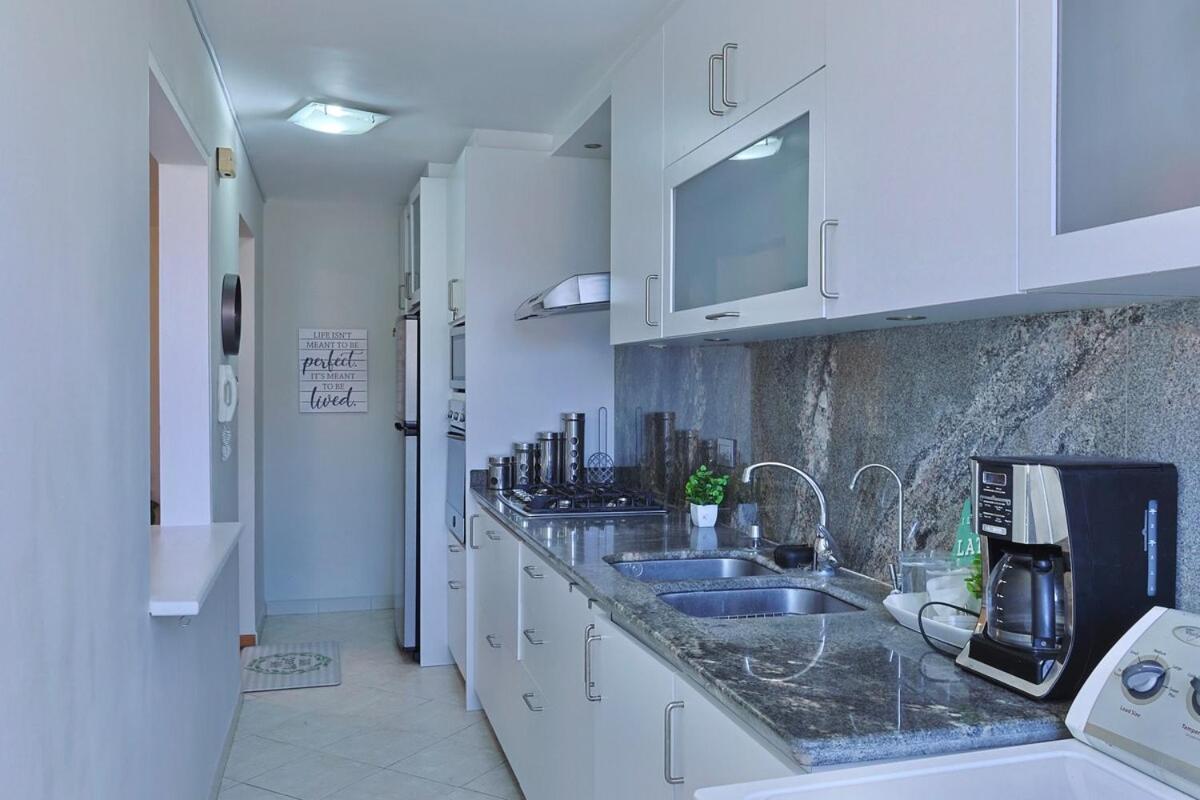 Comfortable For 4 People In La Tahona Appartamento Caracas